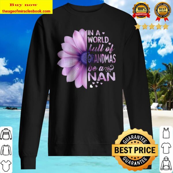In the world full of Grandmas, Be a T-Shirt Lilac Premium Sweater