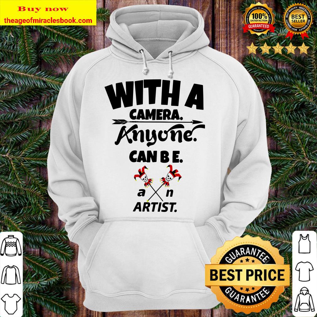 With Camera Anyone,Can Be An Artiste، Boseman Dead Graphic Classic Hoodie