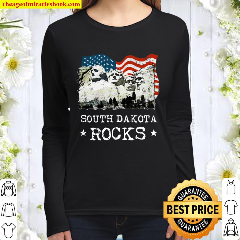 South Dakota Rocks Souvenir Gifts Distressed Grunge Women Long Sleeved