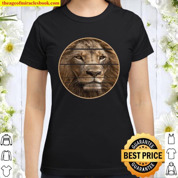 Lion Closeup Safari Large Cat Wild Animals Nature Classic Women T-Shirt