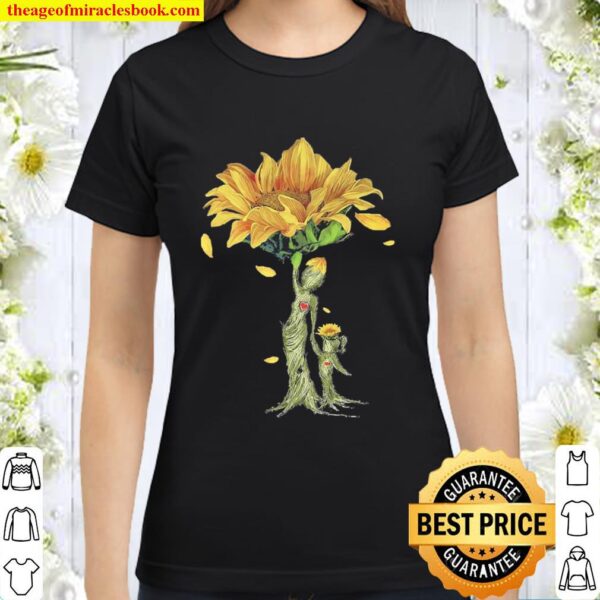 Sunflowers trees Mom and Daughter Classic Women T-Shirt