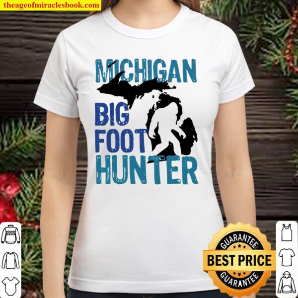 Michigan Big Foot Hunter Classic Women T-Shirt