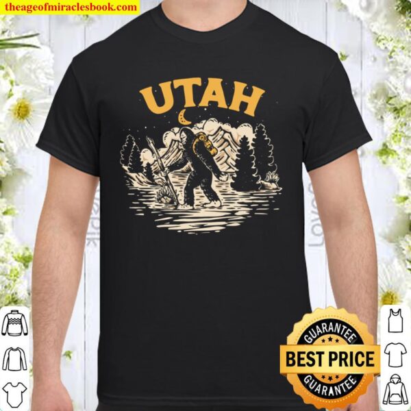 Utah Hiking Bigfoot Nighttime Stroll Mountains _ Stars Pullover Shirt