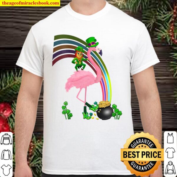 Womens Funny St. Paddy’s Flamingo With Leprechaun St. Patrick’s Day V- Shirt