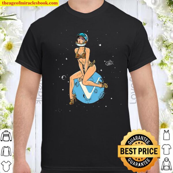 Cryptocurrency Pin-Up Girl Hodling Vet Vechain Crypto Moon Shirt