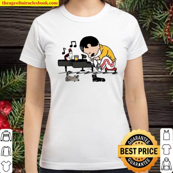 Freddie Mercury in style Schroeder play piano peanuts cats Classic Women T-Shirt