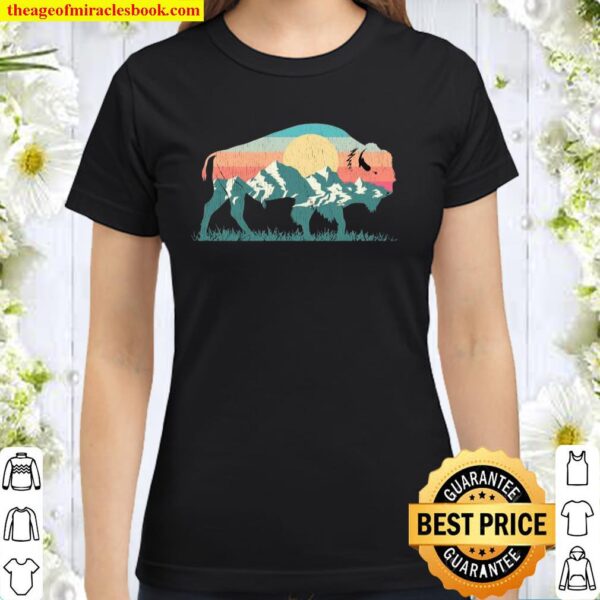 Vintage National Park Bison Landscape Buffalo Retro Classic Women T-Shirt