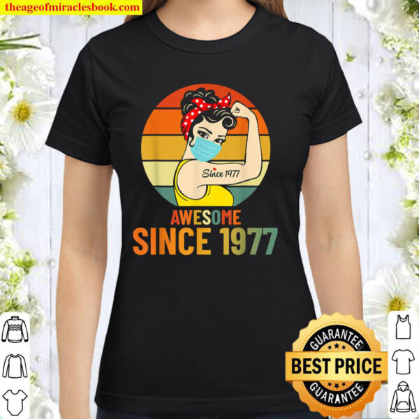 Vintage 1977 Birthday Gift For Women - Funny 44th Birthday Classic Women T-Shirt