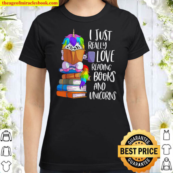 Book Lover Girls Kids Book Reading Gift Bookworm Classic Women T Shirt