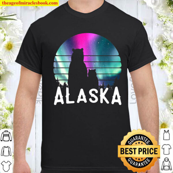 Northern Alaska Mama Bear Baby Polar Lights Viewing Lover Shirt