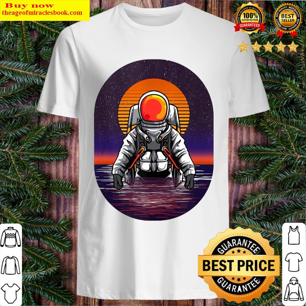 Nice Astronaut Rising From The Sea Ocean Sunset Space Science Shirt