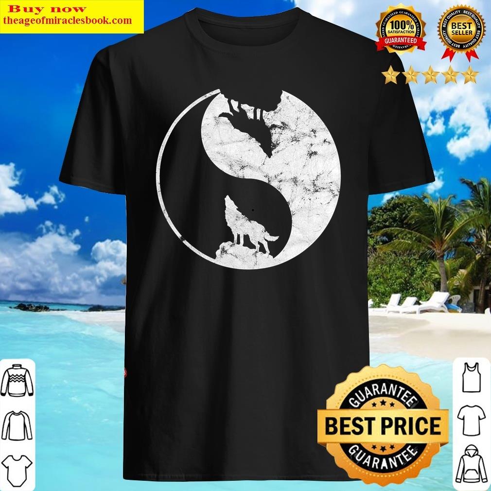 Yin Yang Wolf Gift For Wolf Lovers & Animal Fans Shirt