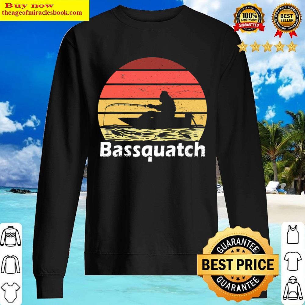 Vintage Fishing Bassquatch Funny Bigfoot Retro Fisher Shirt Sweater